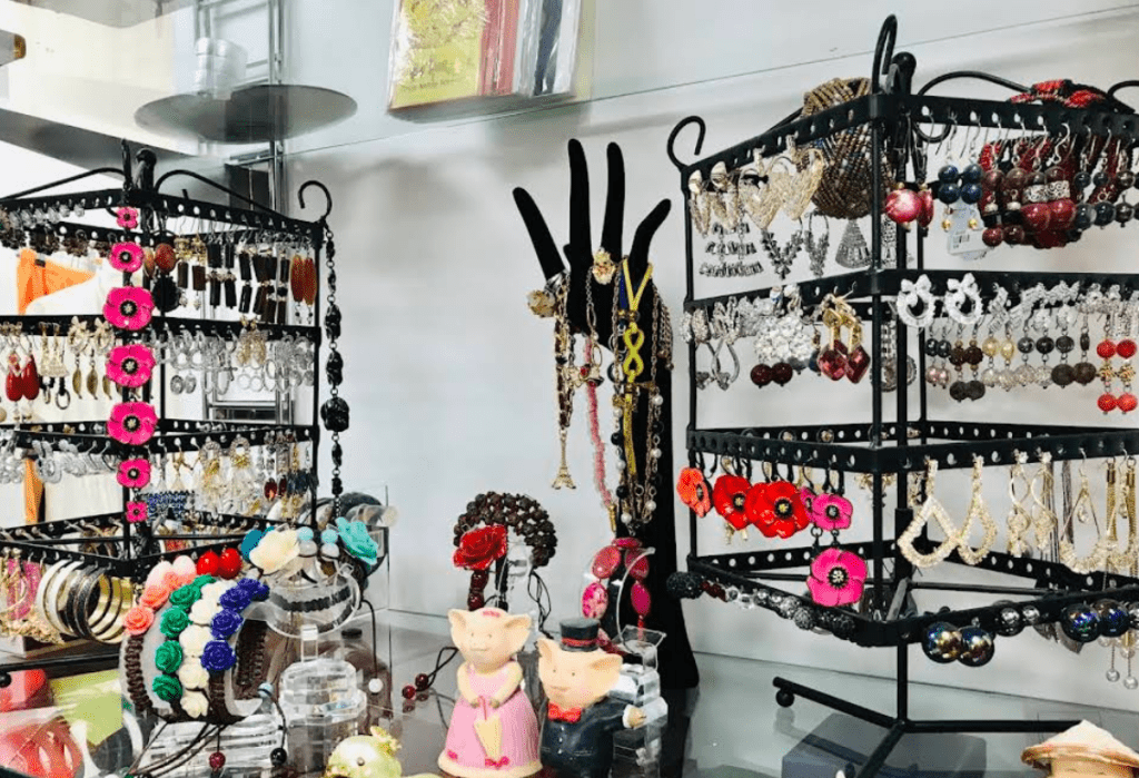 K.N-Vetements-et-Sur-mesure-Atelier-Couture-Ivry-sur-Seine