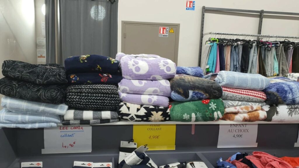 Paradis-D-Griffes-Boutique-Feminine-Ivry-sur-Seine4