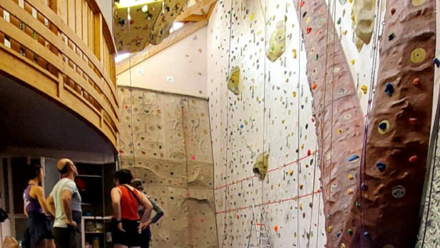 QUATRE PLUS ESCALADE LOISIRS DE MONTAGNE – Vitry-sur-Seine