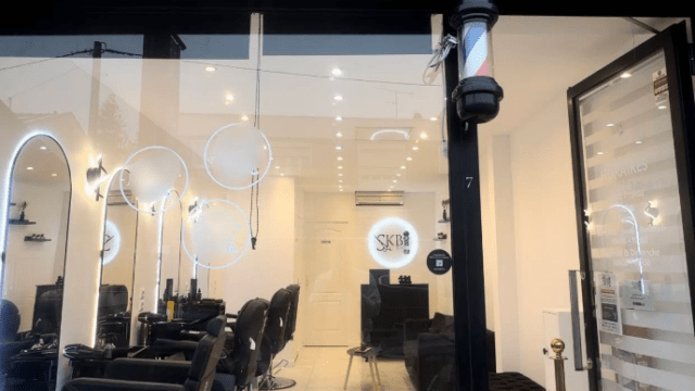 SKB-Barber-Barbier-Ivry-sur-Seine1