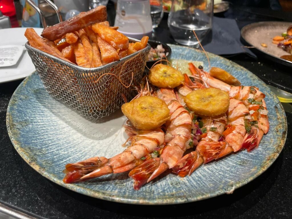 restauration-cafe-de-quartier-Restaurant-Le-Phare-de-Seine-val-de-marne-1